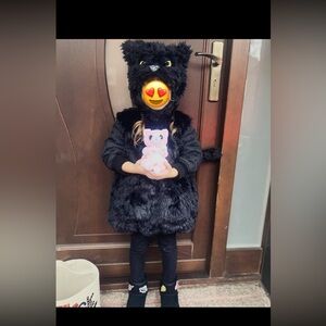 Pottery Barn Cat Halloween Costume for 4-6 years old.